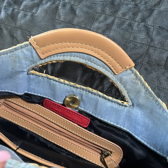 Tommy Hilfiger Clutch Handle‎ Grass Patchwork  Purse - Picture 8 of 9